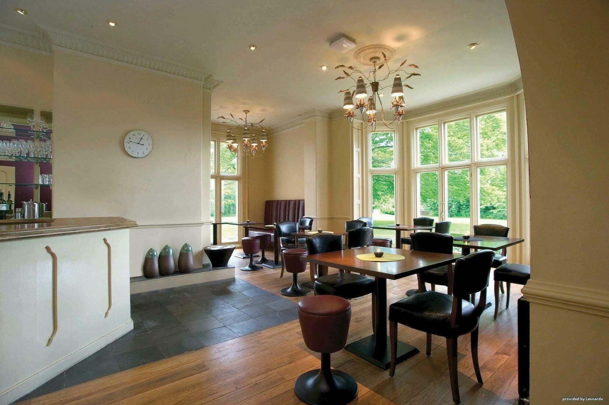 Wrexham Llyndir Hall Hotel, BW Signature Collection 체스터 레스토랑 사진